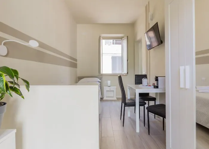 Konukevi Center Piacenza