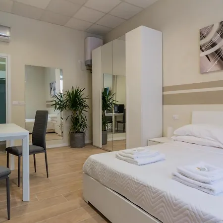 Center בית הארחה