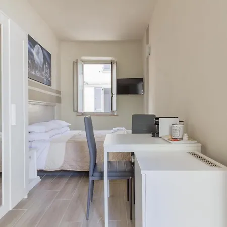 Center Guest house *